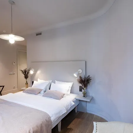Aparthotel Redstone *